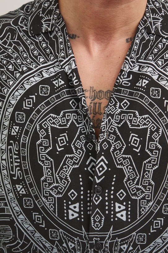 Koszula męska z wiskozy RS26-KKM806 czarny