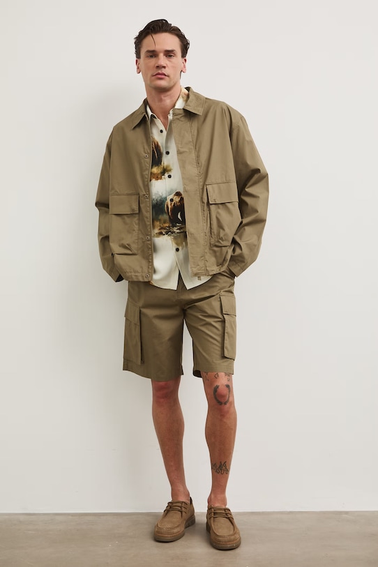 Odzież Koszula męska z dodatkiem lnu z kolekcji Bieszczadzki Park Narodowy x Medicine RS26-KKM850 multicolor