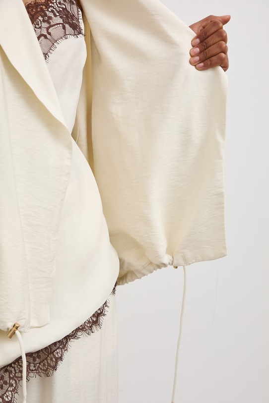 Kurtka damska z wiskozą RS26-KUD903