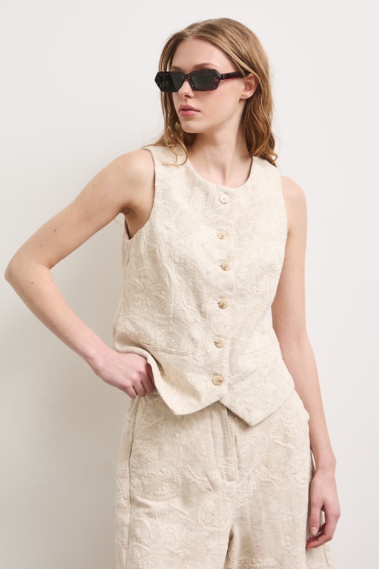 Jednořadá vesta dámská s příměsí lnu béžová RS26-KZD901