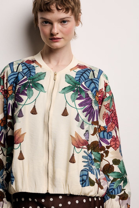 Marynarka damska z wiskozy z kolekcji Ilona Tambor x Medicine multicolor RS26-MKD650