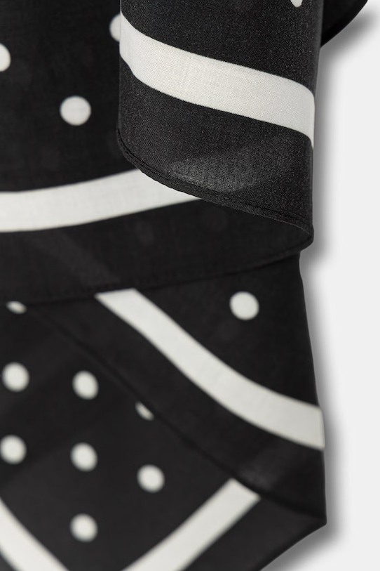 Akcesoria Medicine chusta damska z wiskozy RS26-SAD601 czarny