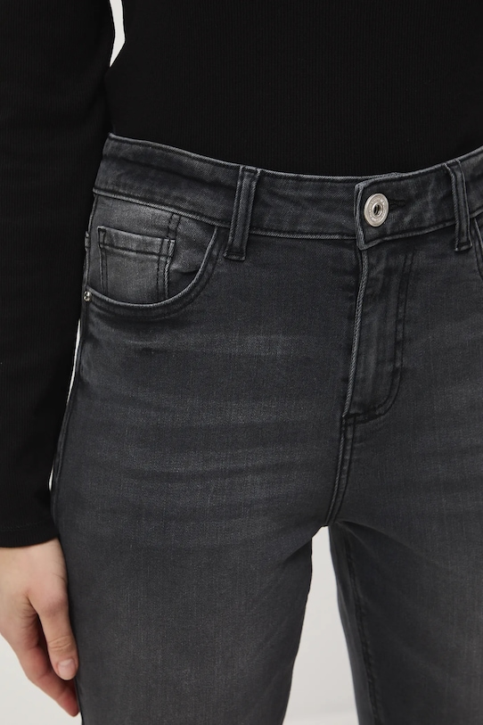 Kavbojke Medicine siva RS26-SJD011