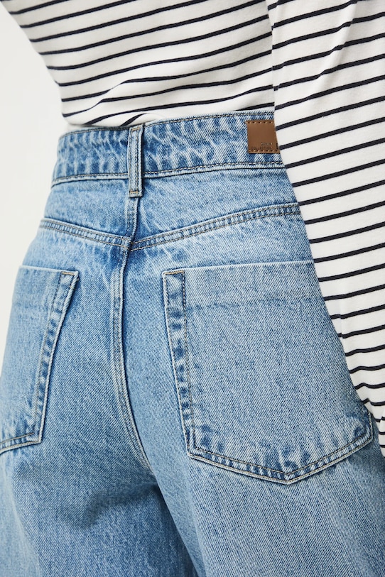 Medicine jeansy mom fit damskie niebieski RS26-SJD311