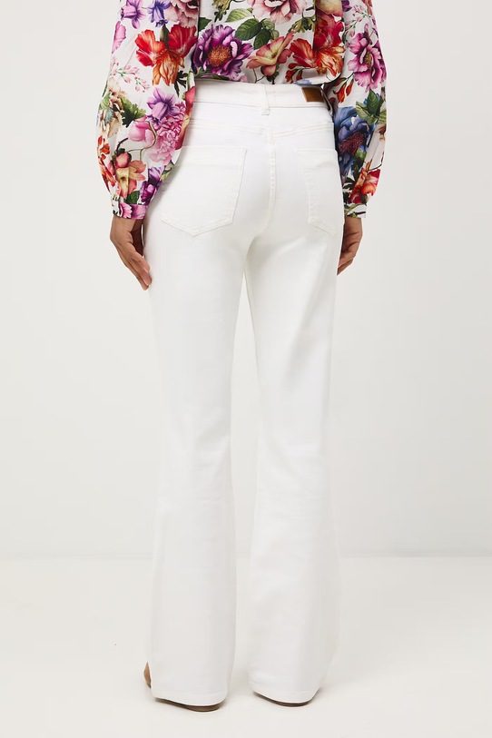 Odzież Medicine jeansy flare damskie RS26-SJD509 biały