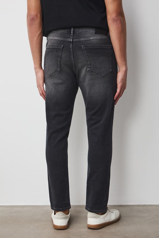 Odzież Medicine jeansy tapered męskie RS26-SJM606 czarny