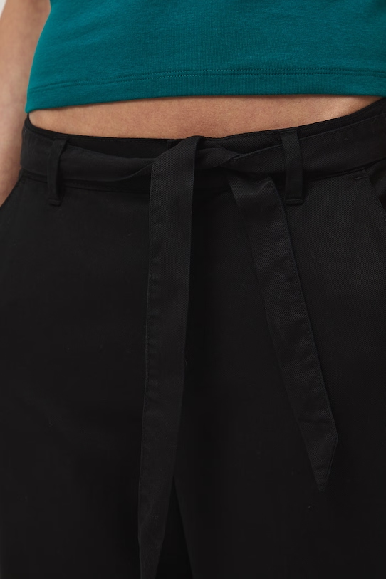 Medicine spodnie czarny RS26-SPD050