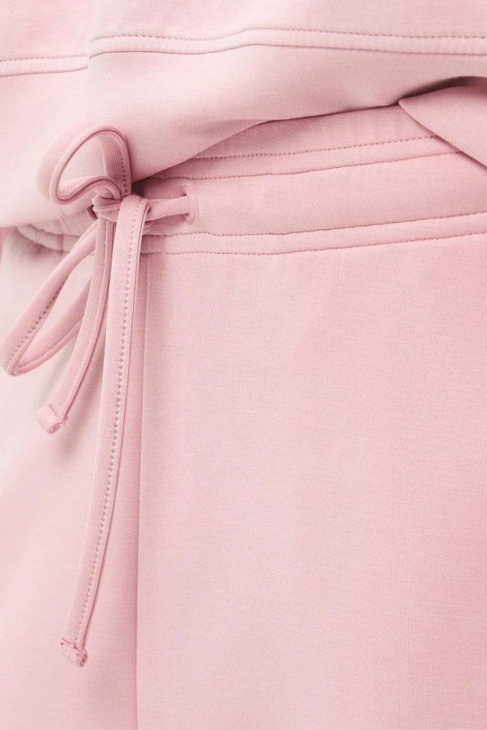 Odzież Spodnie dresowe damskie z modalem gładkie RS26-SPD404 różowy