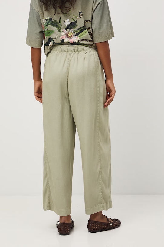 Odzież Medicine spodnie RS26-SPD502 zielony