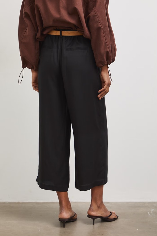 Odzież Medicine spodnie culottes damskie z lyocellu RS26-SPD805 czarny