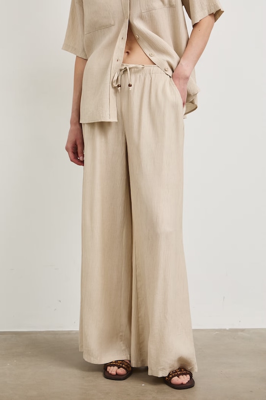 Spodnie wide leg damskie z wiskozą RS26-SPD907 beżowy RS26