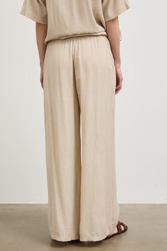 Odzież Spodnie wide leg damskie z wiskozą RS26-SPD907 beżowy