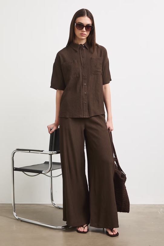 Spodnie wide leg damskie z wiskozą RS26-SPD907 brązowy RS26