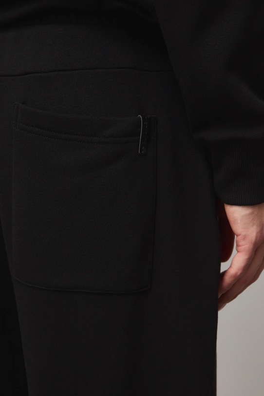 Medicine spodnie dresowe czarny RS26-SPM011