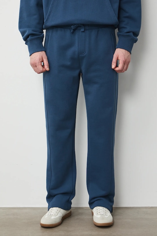 Medicine spodnie dresowe męskie bawełniane RS26-SPM031 granatowy RS26