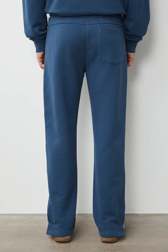 Odzież Medicine spodnie dresowe męskie bawełniane RS26-SPM031 granatowy
