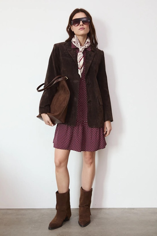 Sukienka damska mini z paskiem wzorzysta rozkloszowany brązowy RS26-SUD010