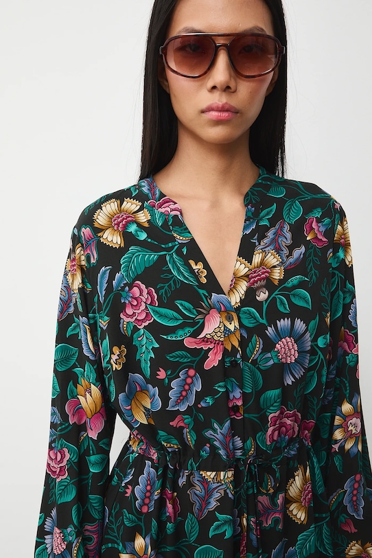 Šaty dámske mini z viskózy vzorovaná čierna RS26-SUD031