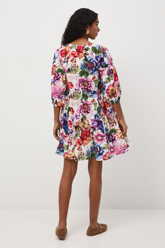 Odzież Medicine sukienka oversize z wiskozą RS26-SUD052 biały