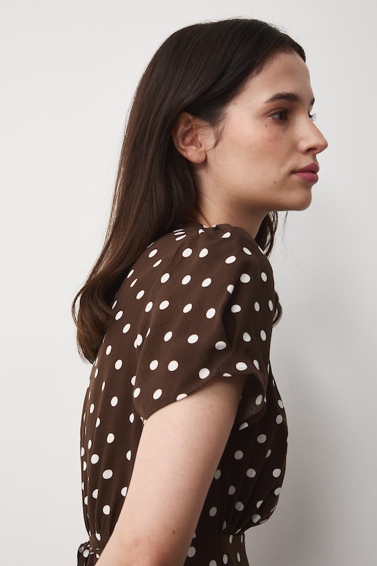 Medicine sukienka z wiskozy brązowy RS26-SUD070