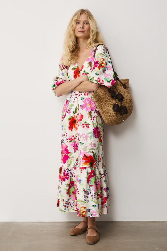 Sukienka rozkloszowana z dodatkiem lnu RS26-SUD071 beżowy RS26