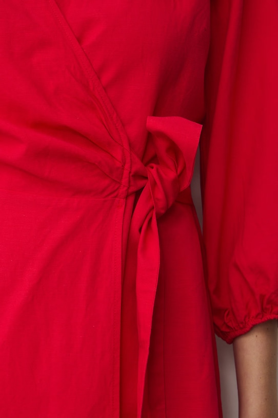 Sukienka rozkloszowana z dodatkiem lnu RS26-SUD074 czerwony