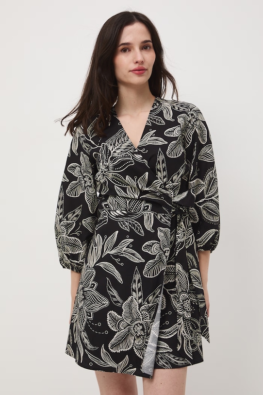 Medicine sukienka rozkloszowana z dodatkiem lnu czarny RS26-SUD074