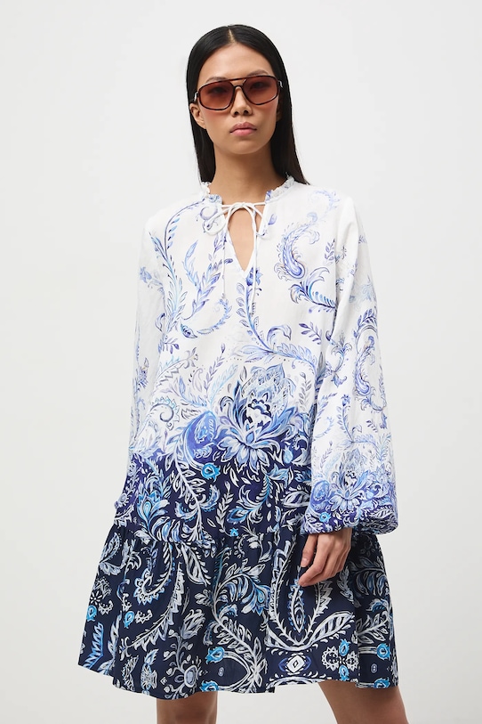 Sukienka damska mini z wiskozą wzorzysta RS26-SUD300 biały RS26