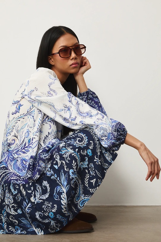 Sukienka damska mini z wiskozą wzorzysta biały RS26-SUD300