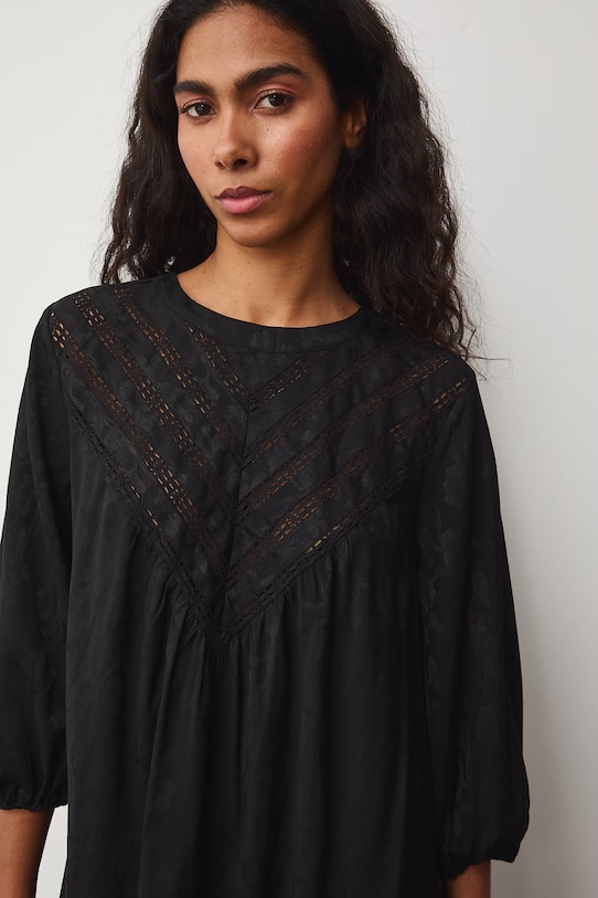 Medicine sukienka oversize z wiskozą czarny RS26-SUD505