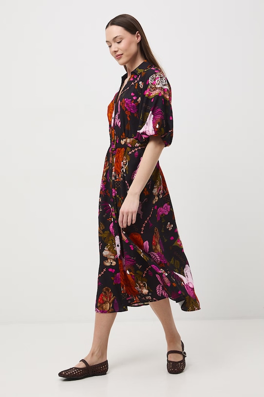 Oblečenie Šaty s rozšíreným strihom s viskózou z kolekcie Ilona Tambor x Medicine RS26-SUD653 čierna