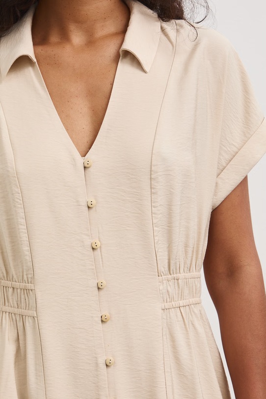 Šaty s rozšíreným strihom s viskózou RS26-SUD803 béžová