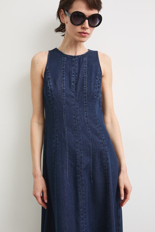 Sukienka rozkloszowana jeansowa granatowy RS26-SUD806