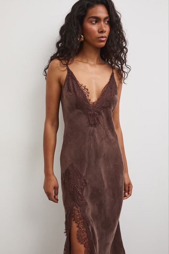 Spodnicové šaty hnedá RS26-SUD812