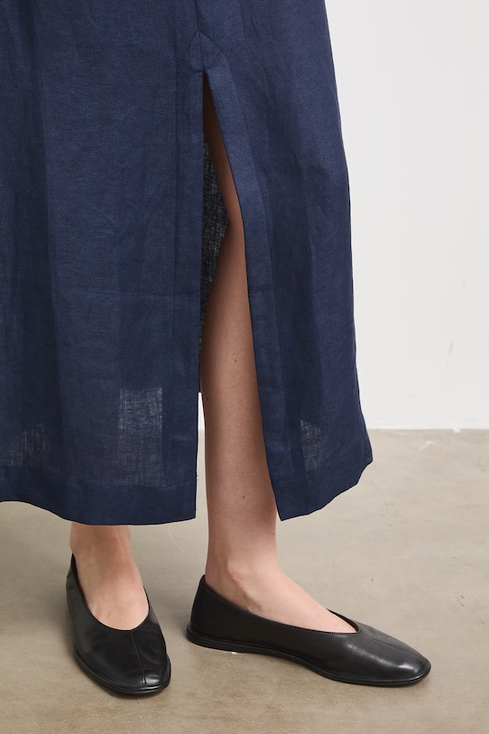 Sukienka lniana midi RS26-SUD901 granatowy