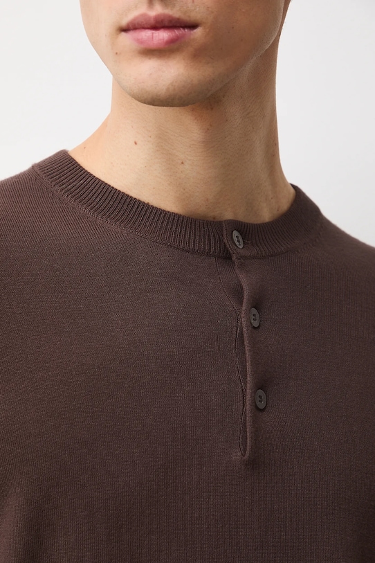 Medicine sweter RS26-SWM103 brązowy