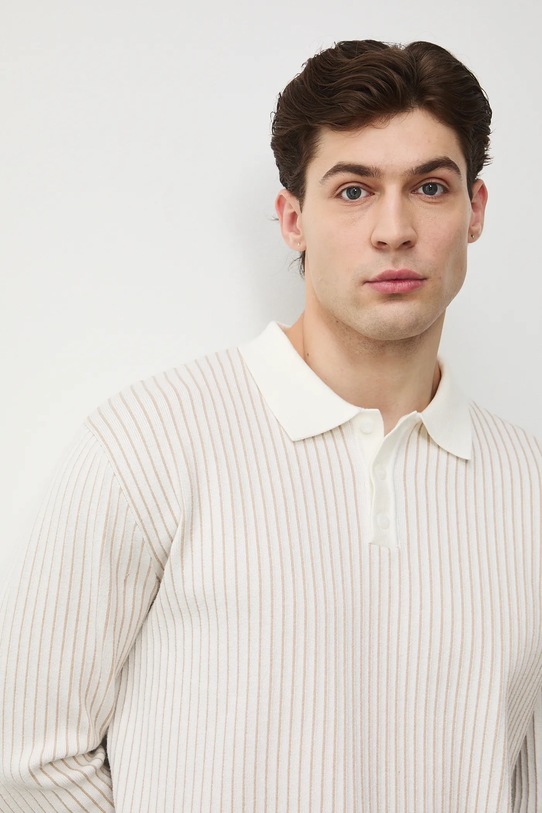 Medicine sweter beżowy RS26-SWM301