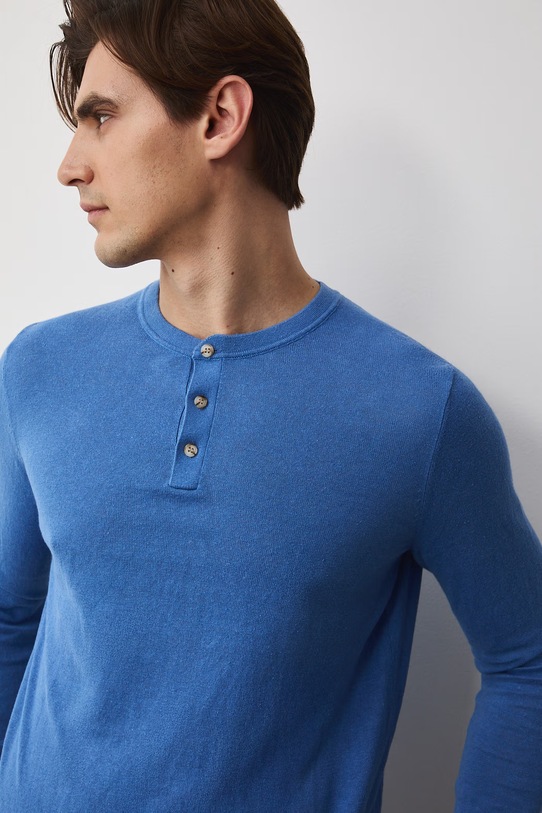 Medicine sweter męski z bawełny i lnu niebieski RS26-SWM500