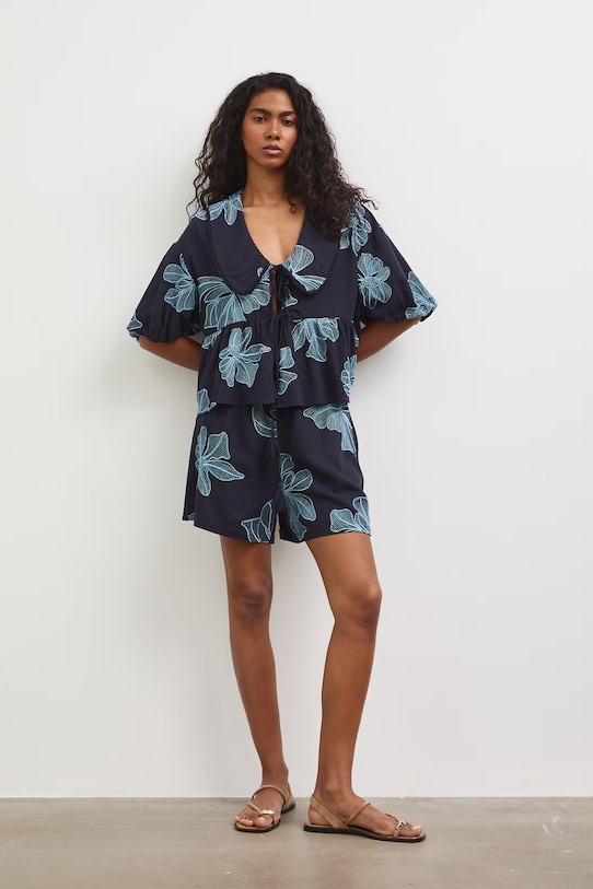 Szorty damskie z lnem RS26-SZD803 granatowy RS26