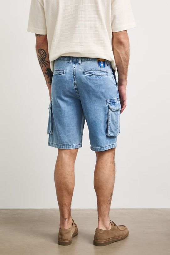 Szorty cargo męskie bawełniane z efektem sprania niebieski RS26-SZMA21
