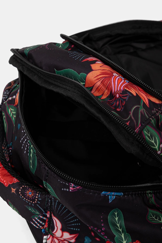 Plecak podróżny kabinowy w kwiaty multicolor RS26-TPD200