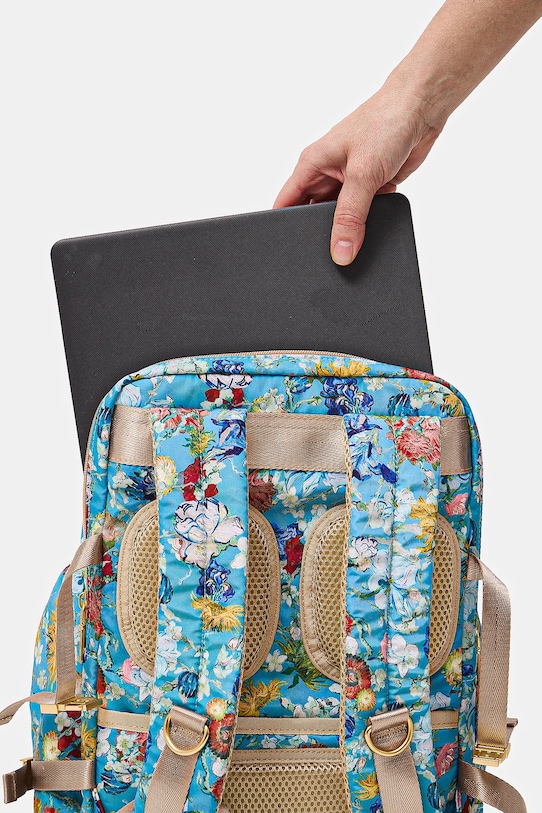 Cestovní batoh ze speciální kolekce Eviva L'arte RS26-TPD250