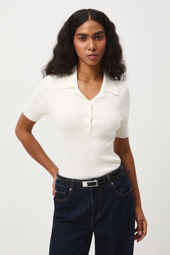 T-shirt damski z kołnierzykiem beżowy RS26-TSD200