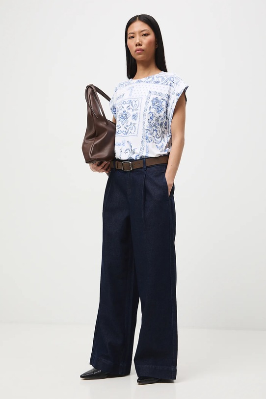 T-shirt damski wzorzysty z wiskozą RS26-TSD302 biały RS26