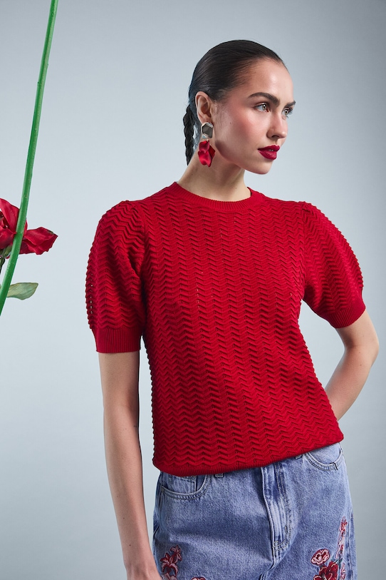 T-shirt damski z wiskozą z fakturą RS26-TSD403 czerwony RS26