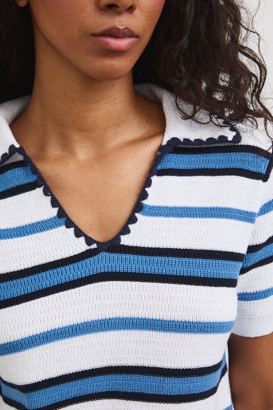 T-shirt swetrowy damski bawełniany RS26-TSD804 biały