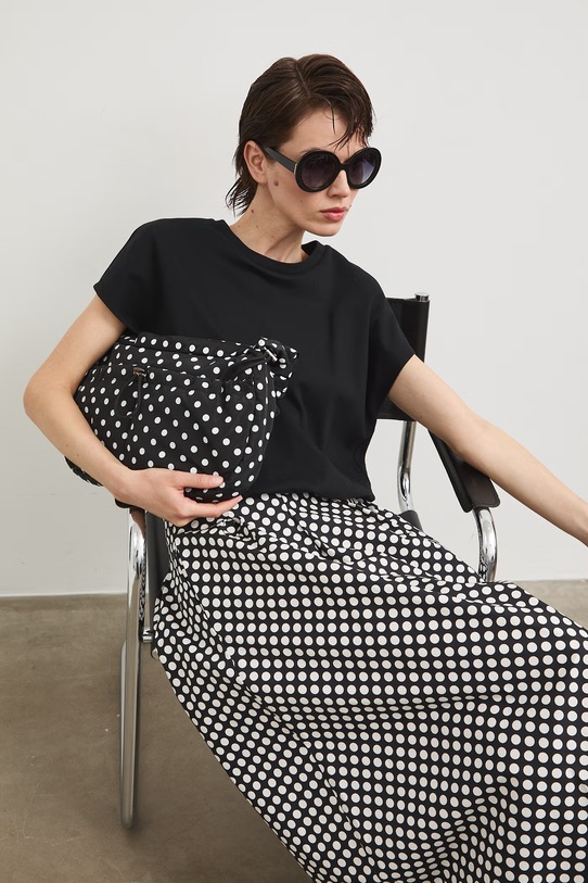 T-shirt oversize damski bawełniany z elastanem czarny RS26-TSD815