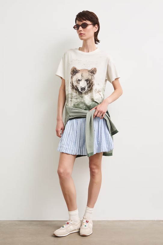 Odzież T-shirt damski bawełniany z kolekcji Bieszczadzki Park Narodowy x Medicine RS26-TSD852 beżowy