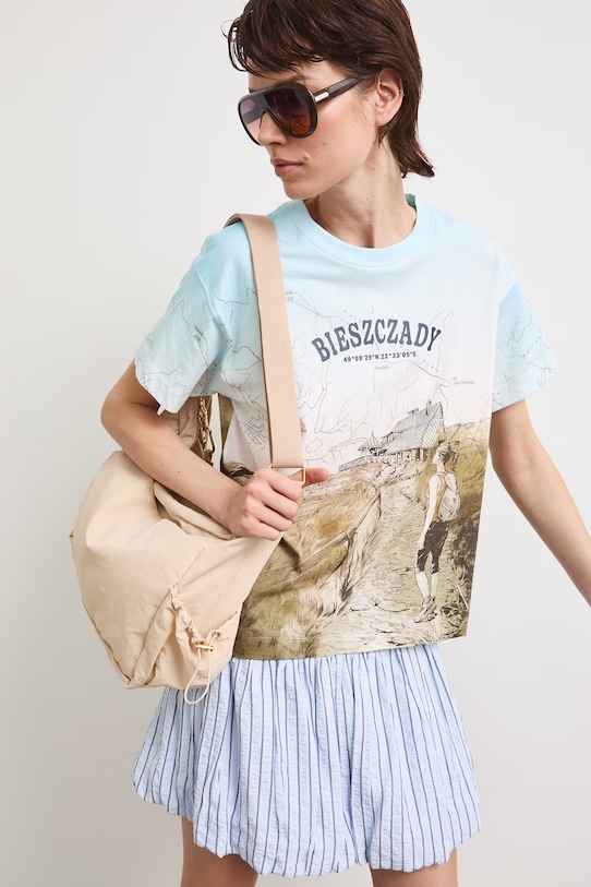 Odzież T-shirt damski bawełniany z kolekcji Bieszczadzki Park Narodowy x Medicine RS26-TSD852 multicolor