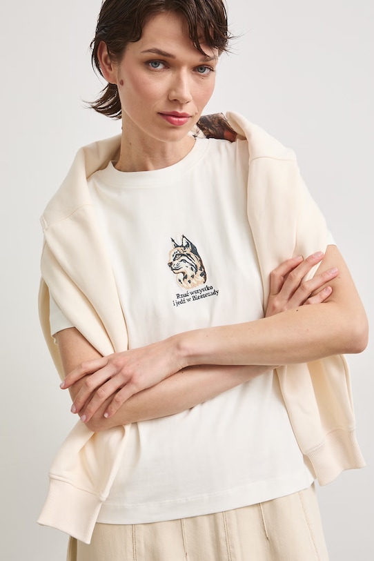 Odzież T-shirt damski bawełniany z kolekcji Bieszczadzki Park Narodowy x Medicine RS26-TSD854 beżowy